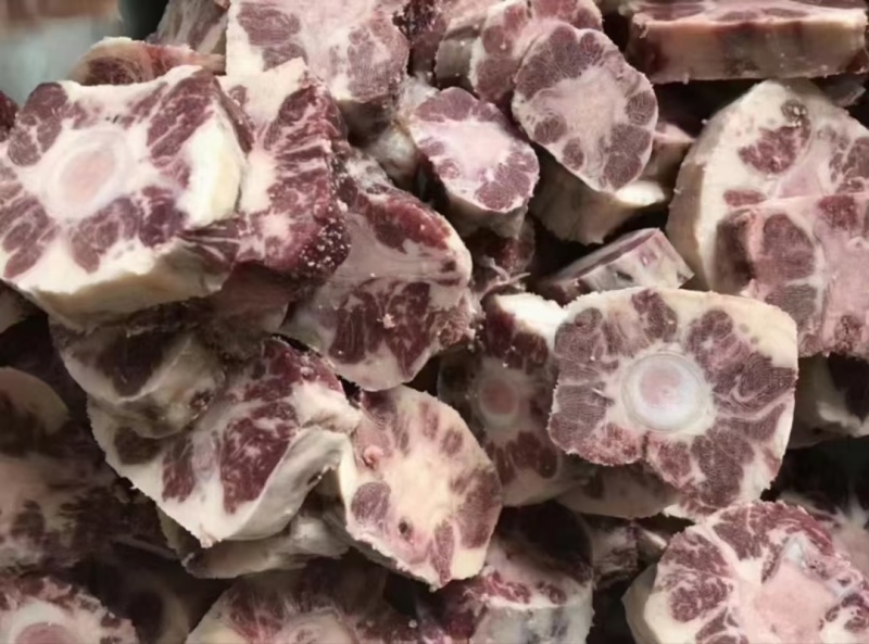 牛尾，带皮牛尾，去皮牛尾！不带尾骨，卤炖佳品！规格全