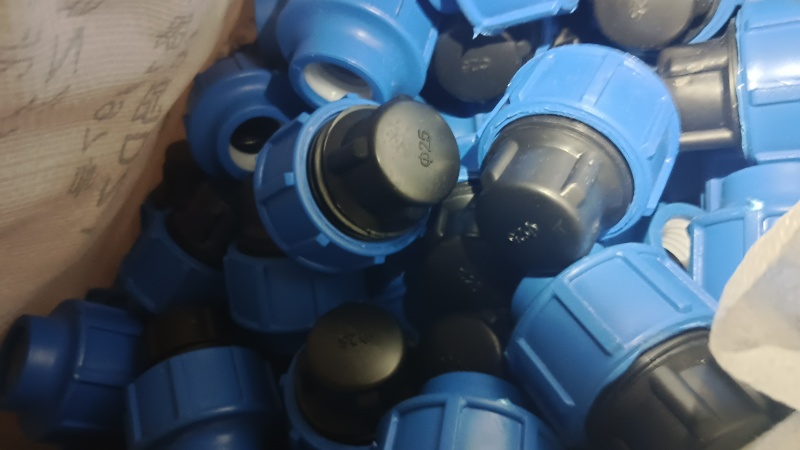 快接配件三通接头直通弯头堵头内丝外丝非热熔PE滴喷灌管件