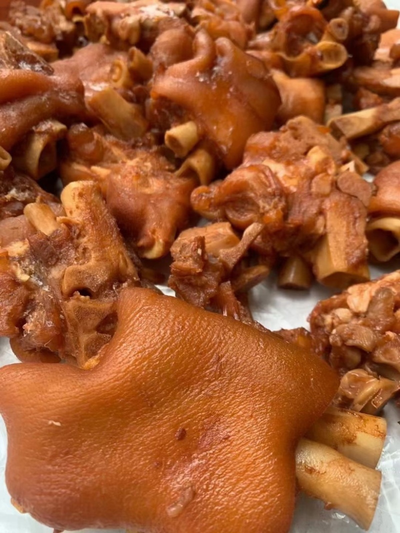 全熟卤猪蹄块（全熟制作，味道香浓，直接开吃）即食用