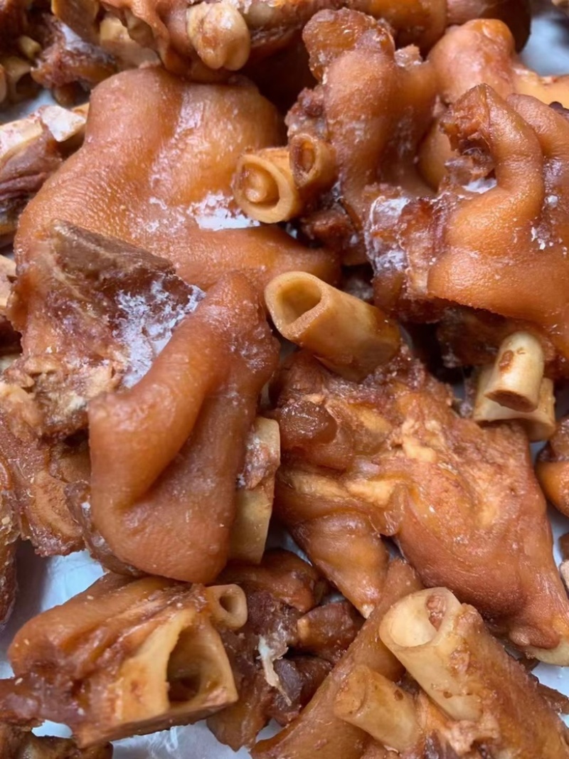 全熟卤猪蹄块（全熟制作，味道香浓，直接开吃）即食用