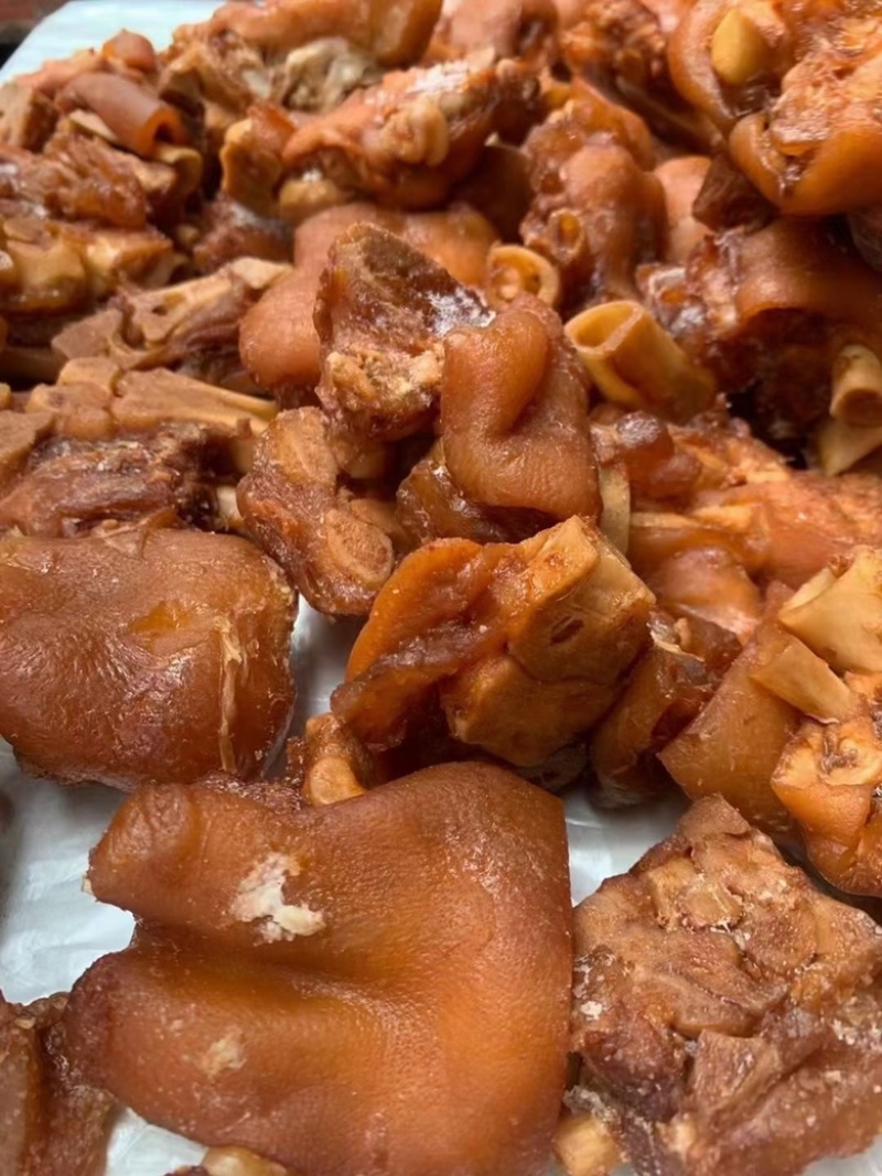 全熟卤猪蹄块（全熟制作，味道香浓，直接开吃）即食用