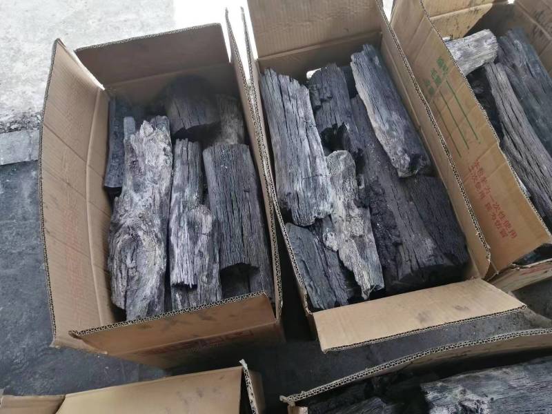贵州精品青岗炭，烧烤炭。品质好，耐烧，易燃，厂区直发，量