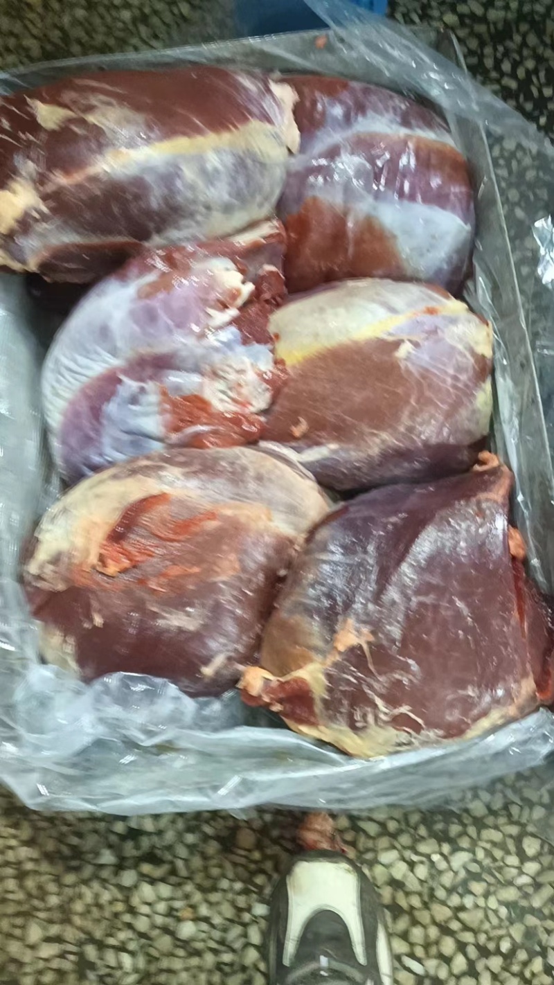 呼伦贝尔大草原优质牛肉，规格齐全欢迎大家前来选购