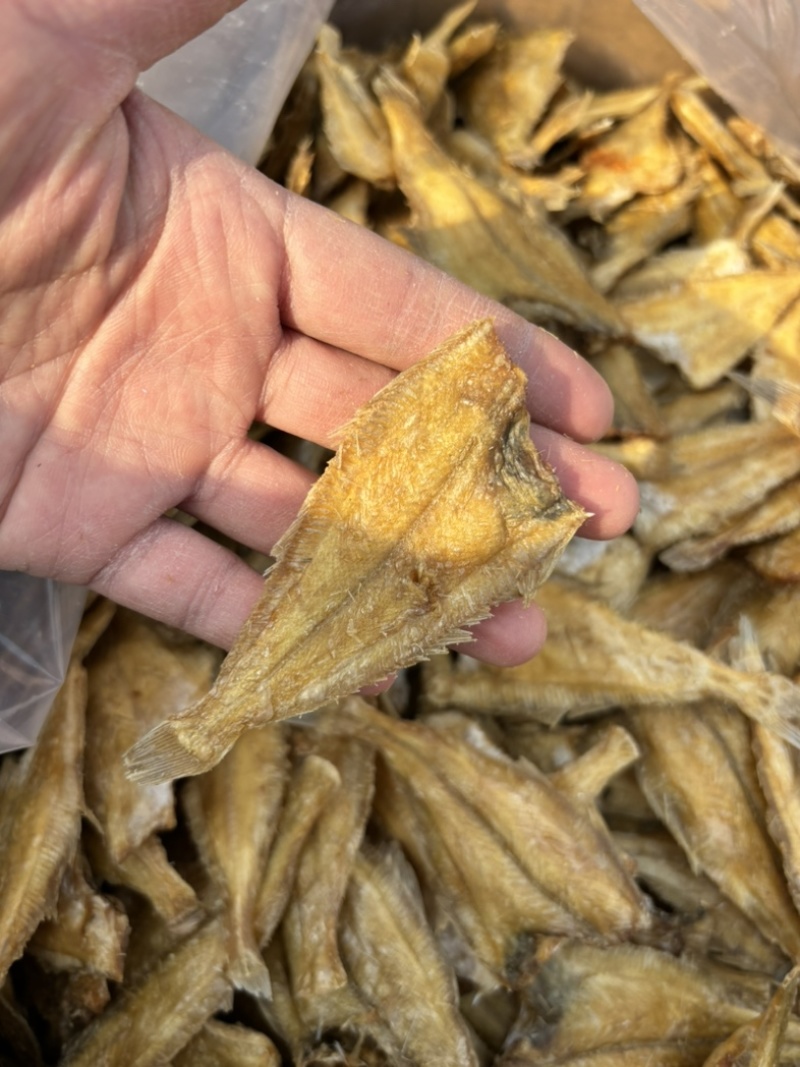 偏口鱼酥比目鱼酥休闲小零食、常年有货、大量有货