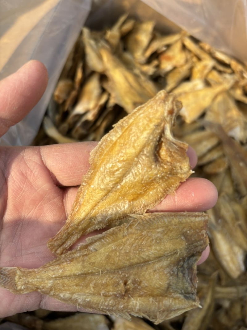 偏口鱼酥比目鱼酥休闲小零食、常年有货、大量有货