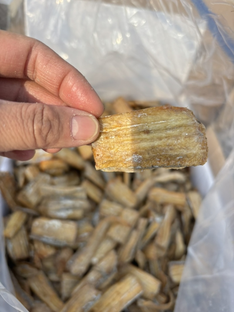 酥酥脆脆带鱼酥、黄鱼酥休闲小零食、常年有货、大量有货