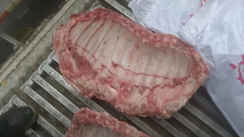 母猪大肋排规格：抄码