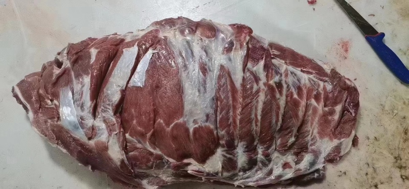 母猪大肋排规格：抄码