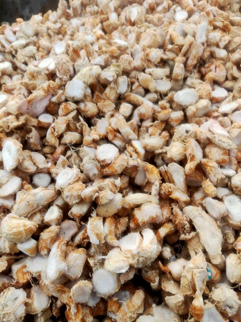 新货广东大沙姜9成干库存50000斤可发来名片联系