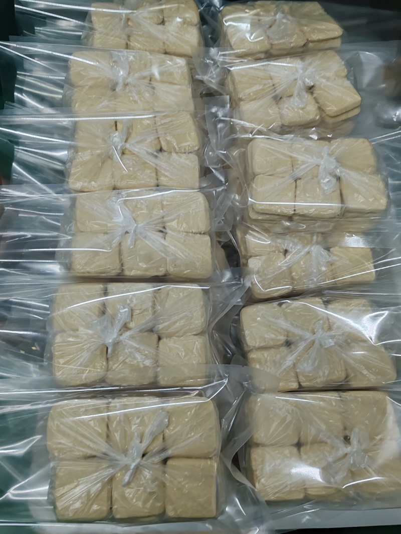 贵州手撕豆腐大方手撕豆腐豆干烙锅烧烤必备