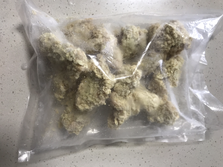 干锅牛蛙配青线椒