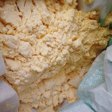 脱皮玉米面