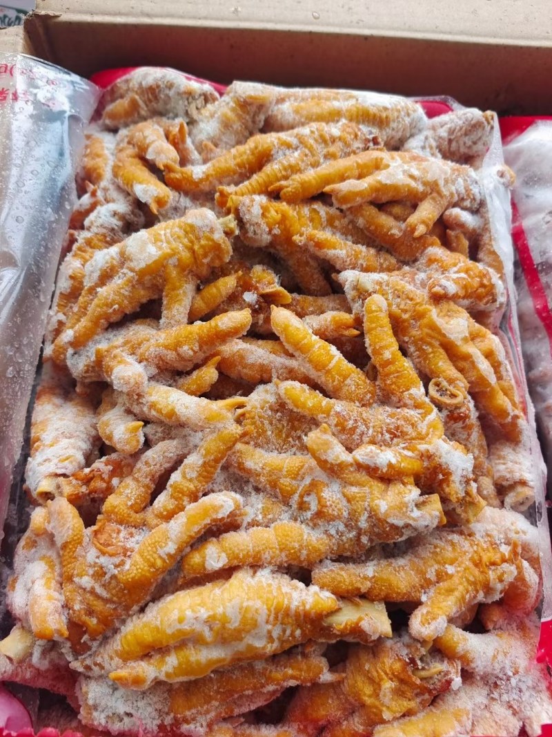 虎皮鸡爪，一仲起发，量大从优，欢迎光临！