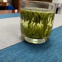 高山绿茶经七道工序制作而成，外形紧直挺秀，内质香高味醇。