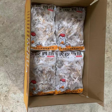 工厂直销虎皮鸡爪，油炸鸡爪