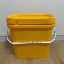塑料包装桶，液体肥桶，酱菜桶，火锅底料包装桶。