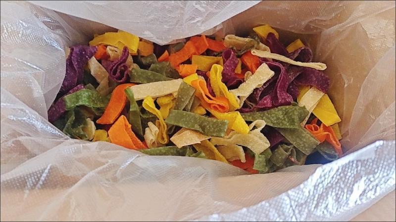 果蔬干面皮蔬菜凉皮免煮速食3斤5斤非油炸夏季麻辣小吃