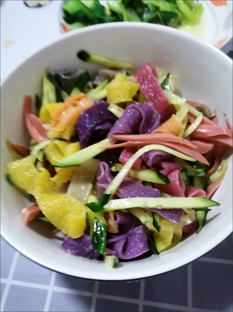 果蔬干面皮蔬菜凉皮免煮速食3斤5斤非油炸夏季麻辣小吃