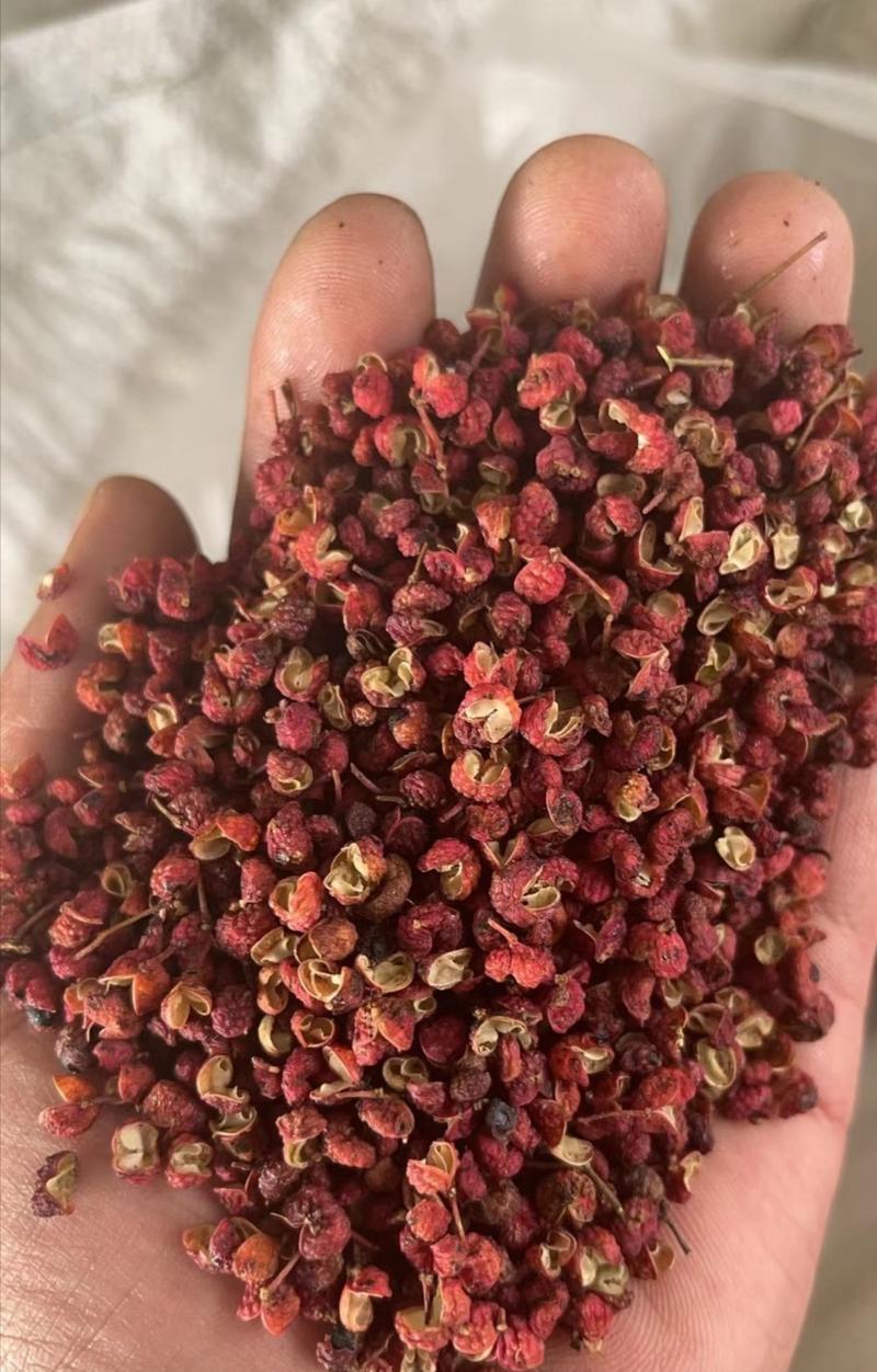 [热卖]正宗大红袍花椒，产地直供，货源充足，品质保障。