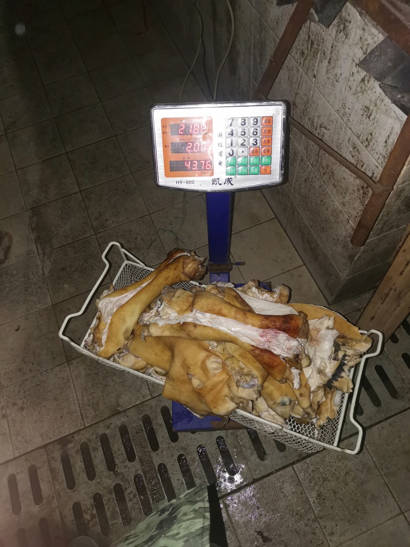 厂家直销，国产全去骨牛蹄，火烧去骨牛蹄，品质优先