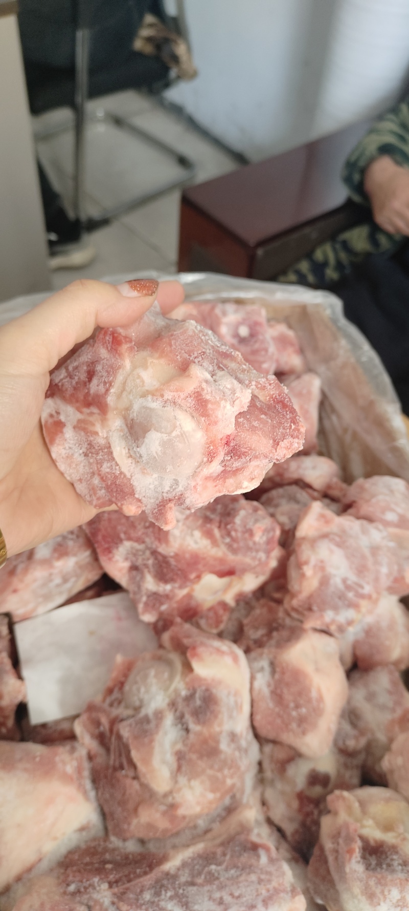 国产棒骨，带肉百分之五十