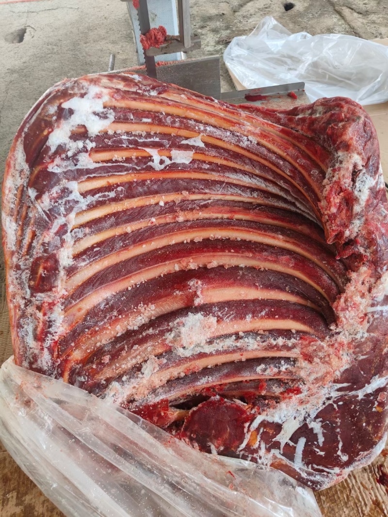驴腱子，驴肉，驴鞭，驴蹄，驴尾，驴皮。