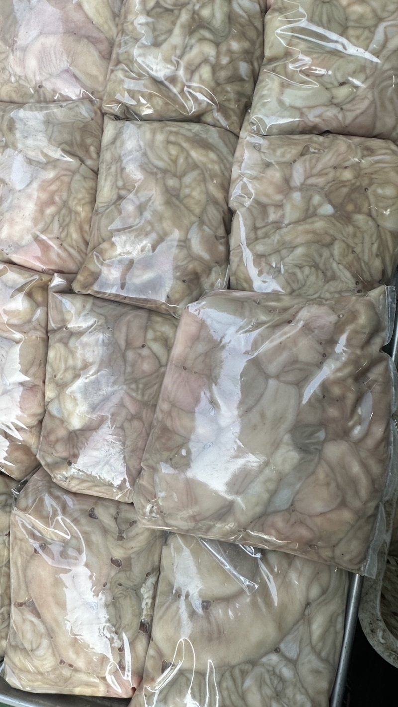 精品牛小肠大肠大量有货量大优惠货源稳定欢迎电话联系洽谈