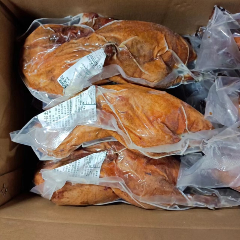 樱桃谷五香脆皮烤鸭熟食预制菜加热即食900g真空一件代发