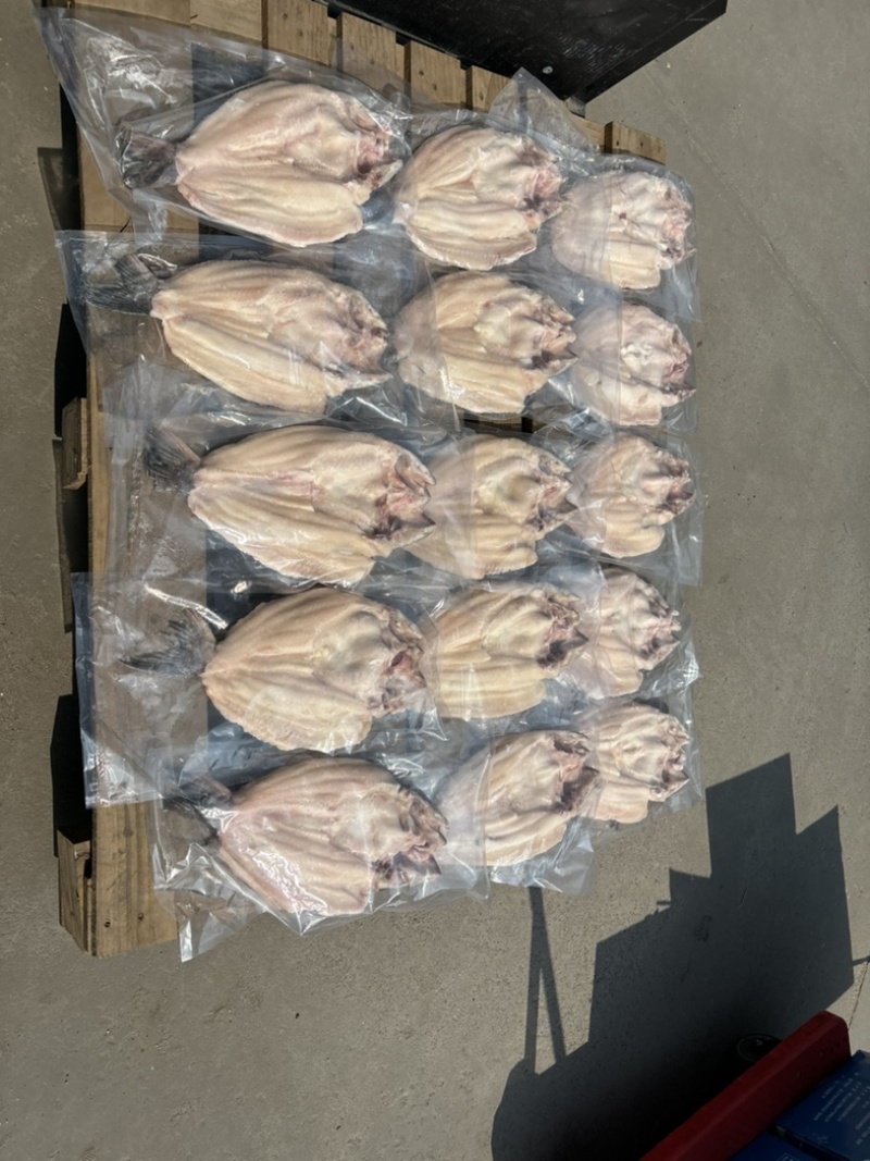 反骨腌制开背巴沙鱼，吊炉烤鱼，毛重28斤净重24斤