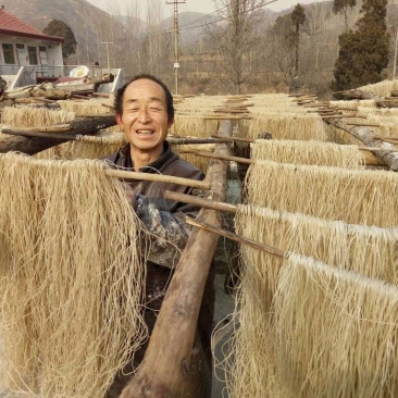 河南灵宝市朱阳镇纯手工红薯粉条