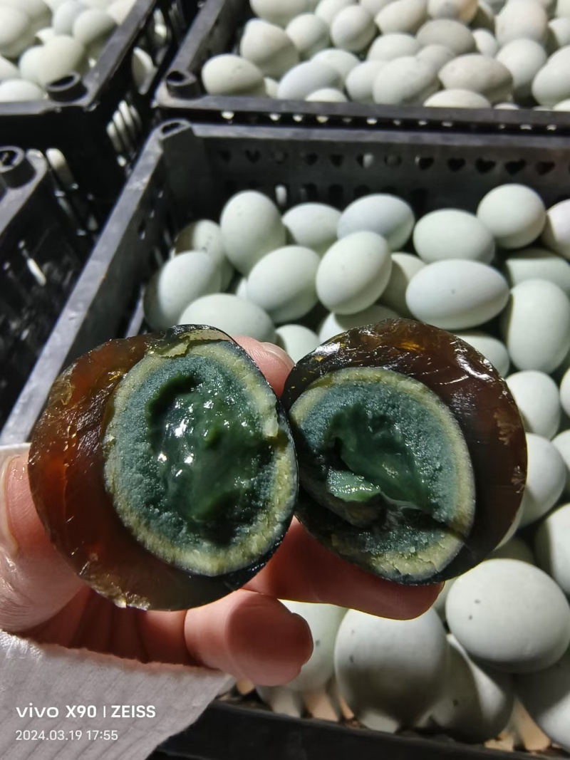 精品大松花蛋！90克往上！沙心！质量杠杠的！散卖批发