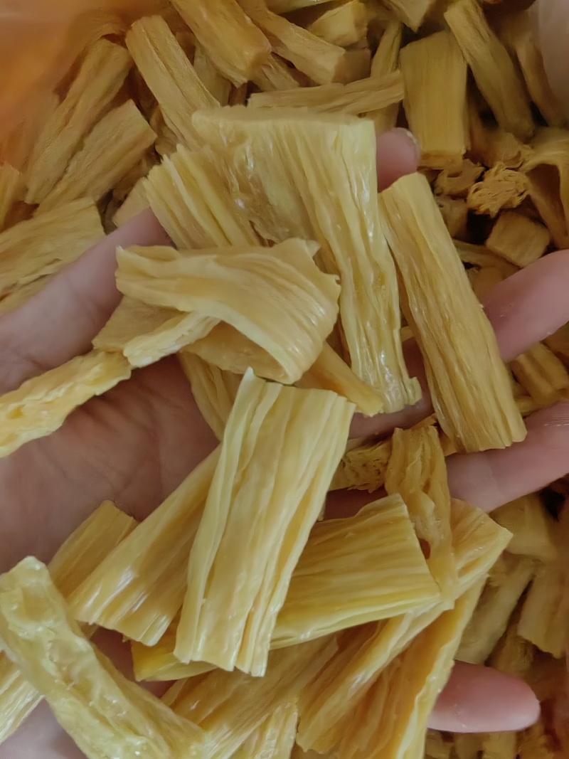 手工头层腐竹段，自产自销，货源充足，质量好，干度好