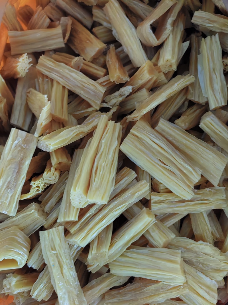 手工头层腐竹段，自产自销，货源充足，质量好，干度好