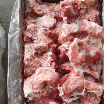 小肥猪颈骨