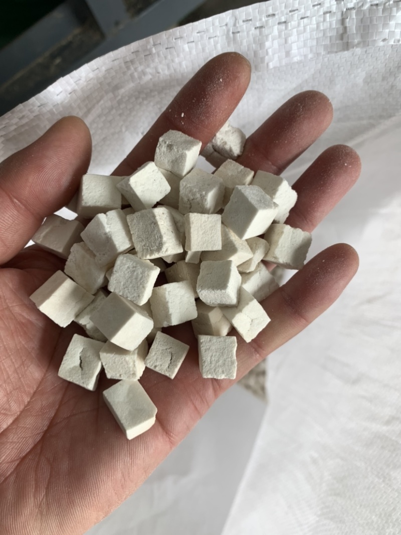 带皮茯苓块、鲜茯苓、中心丁、特心丁、夹木块