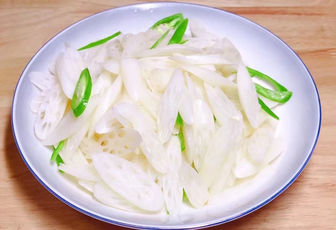 炒白萝卜食材准备过程图