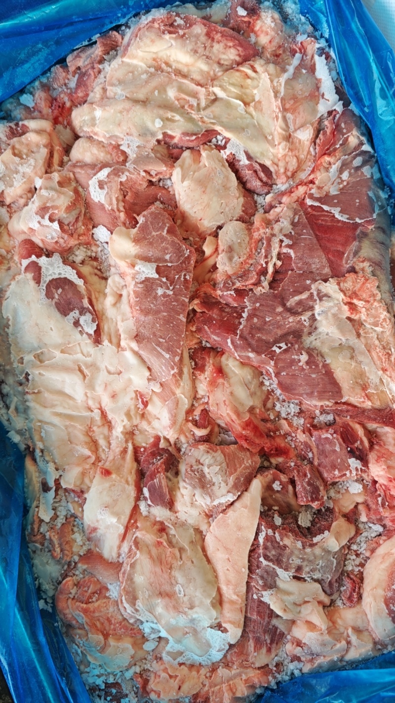 母猪倒四六碎肉，五五碎肉，长期生产，供应稳定