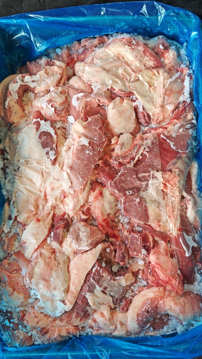 母猪倒四六碎肉，五五碎肉，长期生产，供应稳定