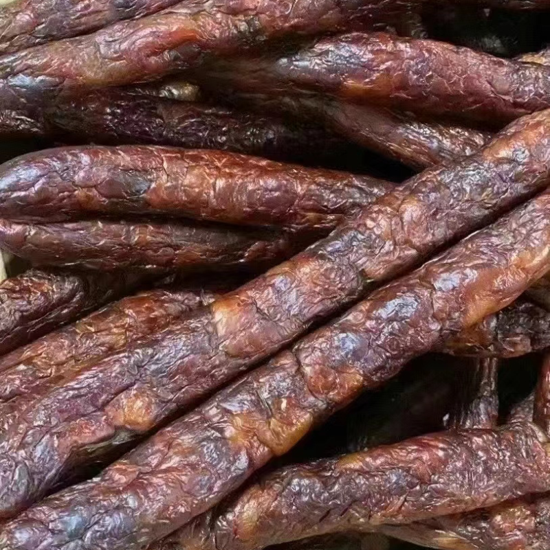 烟熏纯肉五香麻辣香肠（源头工厂一手货源熟食供应）