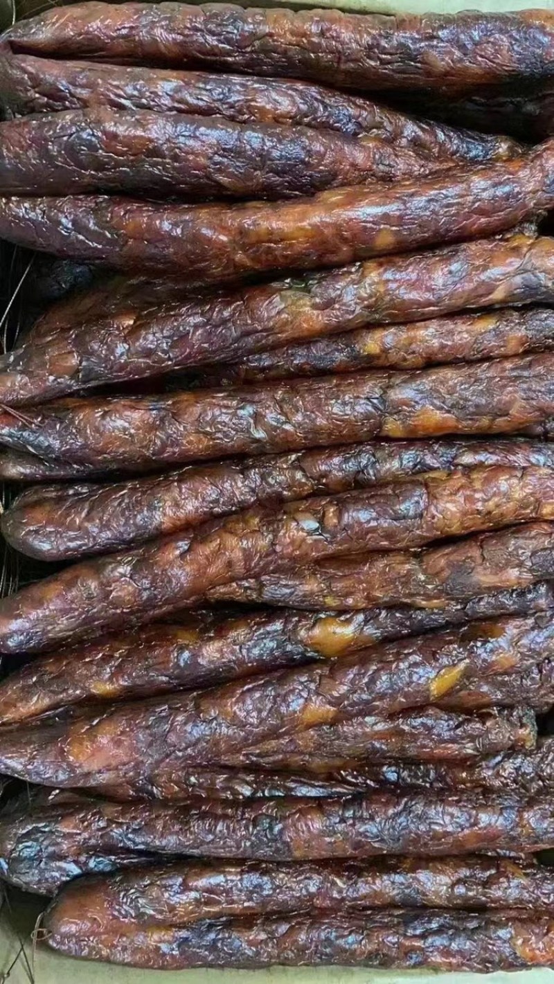 烟熏纯肉五香麻辣香肠（源头工厂一手货源熟食供应）
