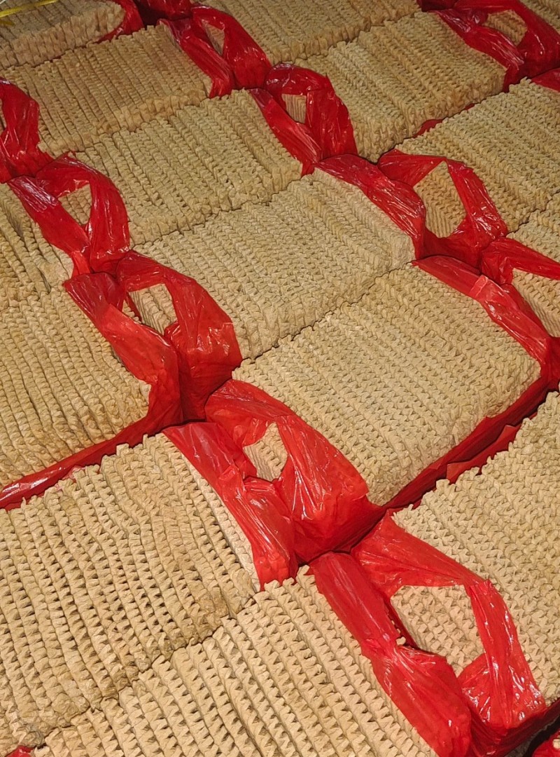 兰花干豆腐串豆干20×8公分，有需要的老板联系我