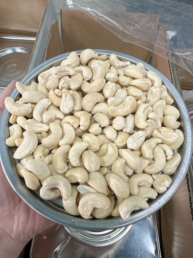 腰果干果生腰果仁180240320