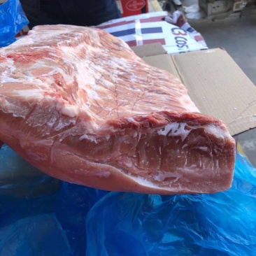带皮五花肉