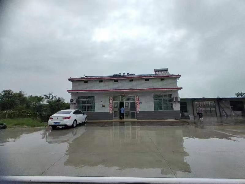 湖南长沙有一房源跟25亩鱼塘对外出租。有想法联系