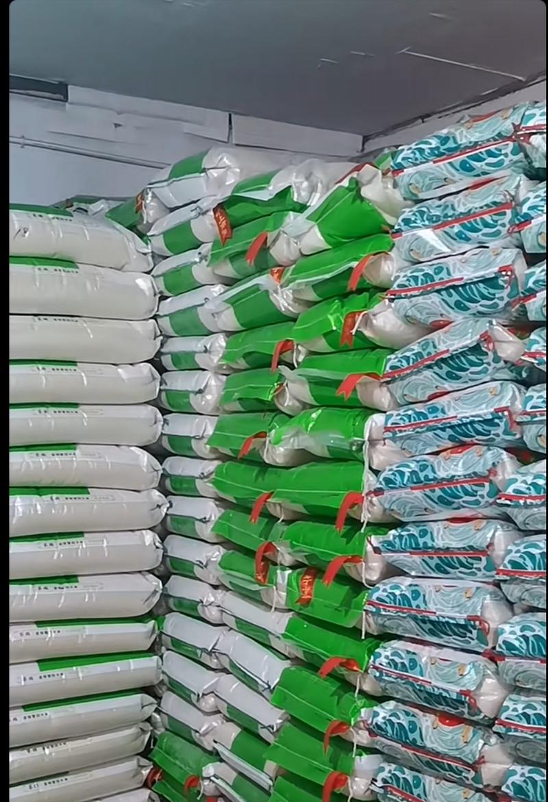 黑龙江珍珠米，23年一级米，产地佳木斯，江水灌溉，口感好