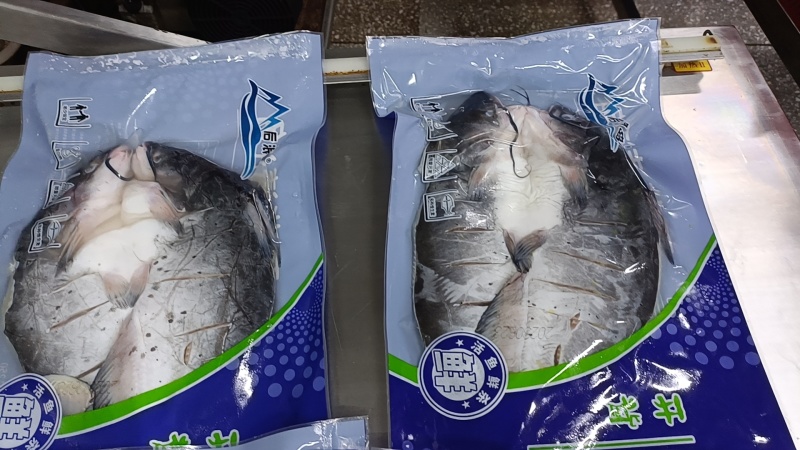 开背鱼，鮰鱼烤鱼店火爆单品价格便宜规格全好吃不贵