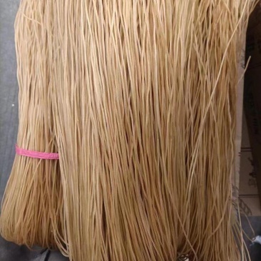 红薯手工酸辣粉质量好颜色均匀不脆断三证全厂家批发