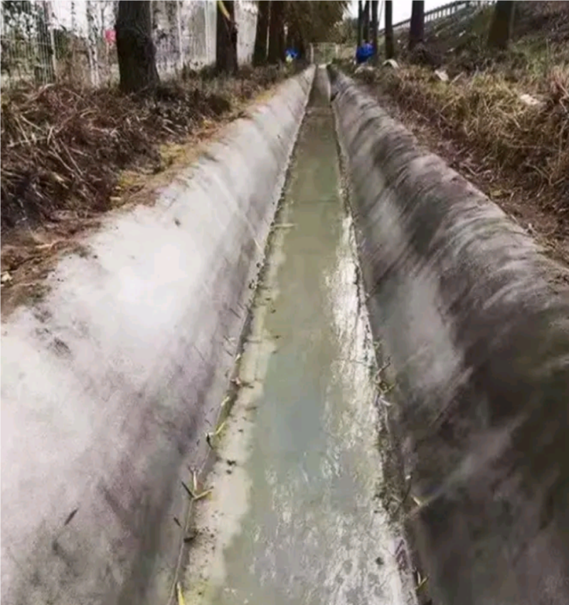 水泥毯淋水固化排水沟渠，河道护坡鱼塘护坡防护护堤