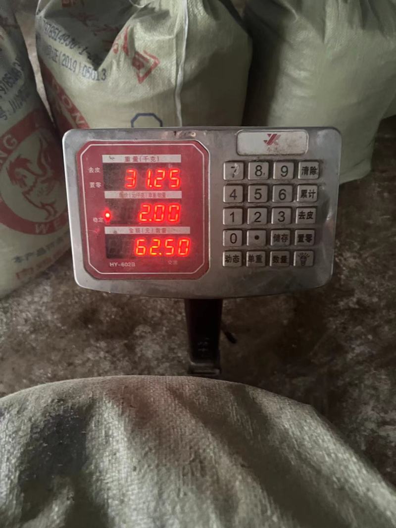 有机禽畜粪便肥，谷壳鸡粪，欢迎进店了解，
