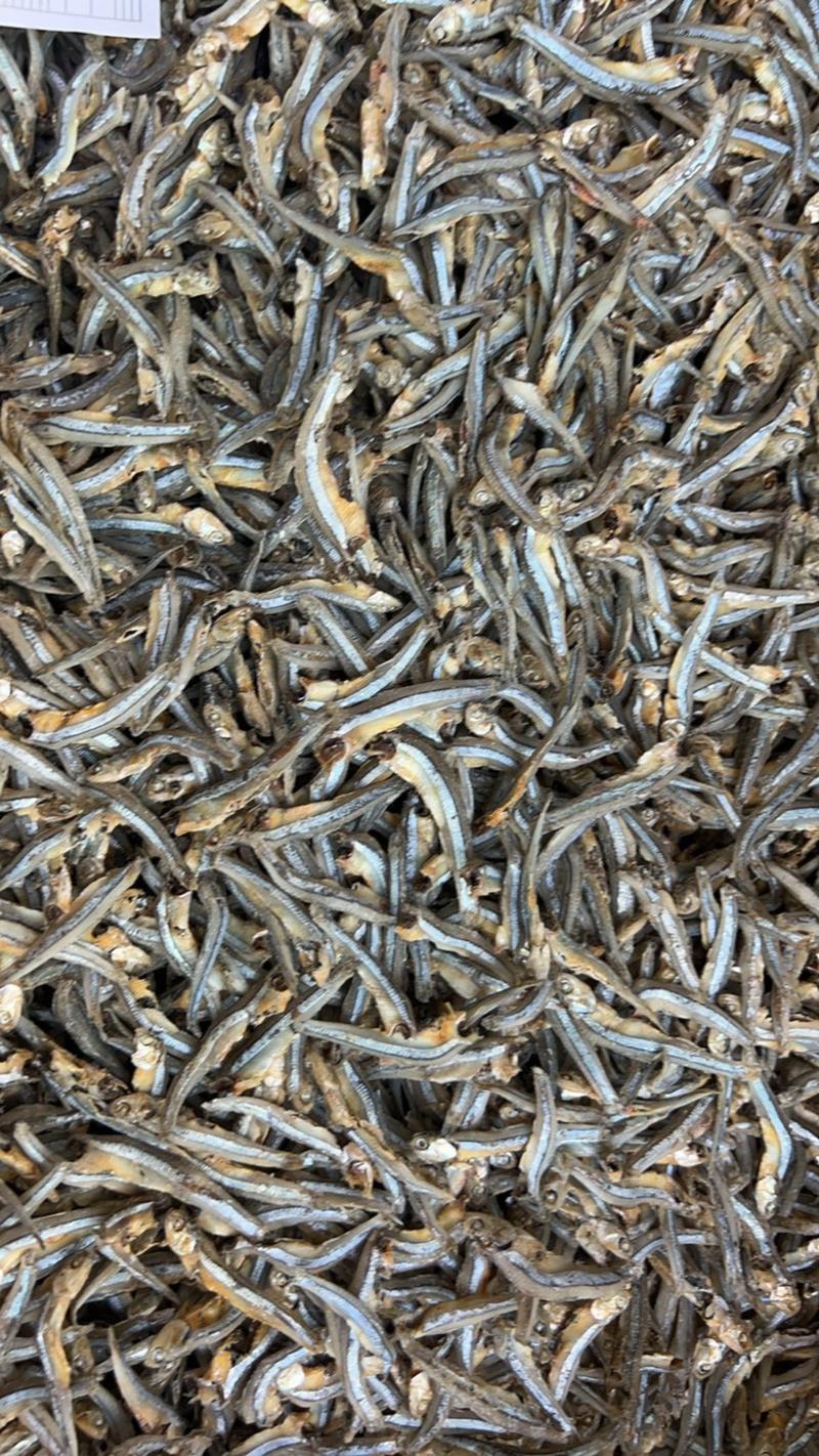 越南干小鱼海鱼规格3到5公分价格可以详谈